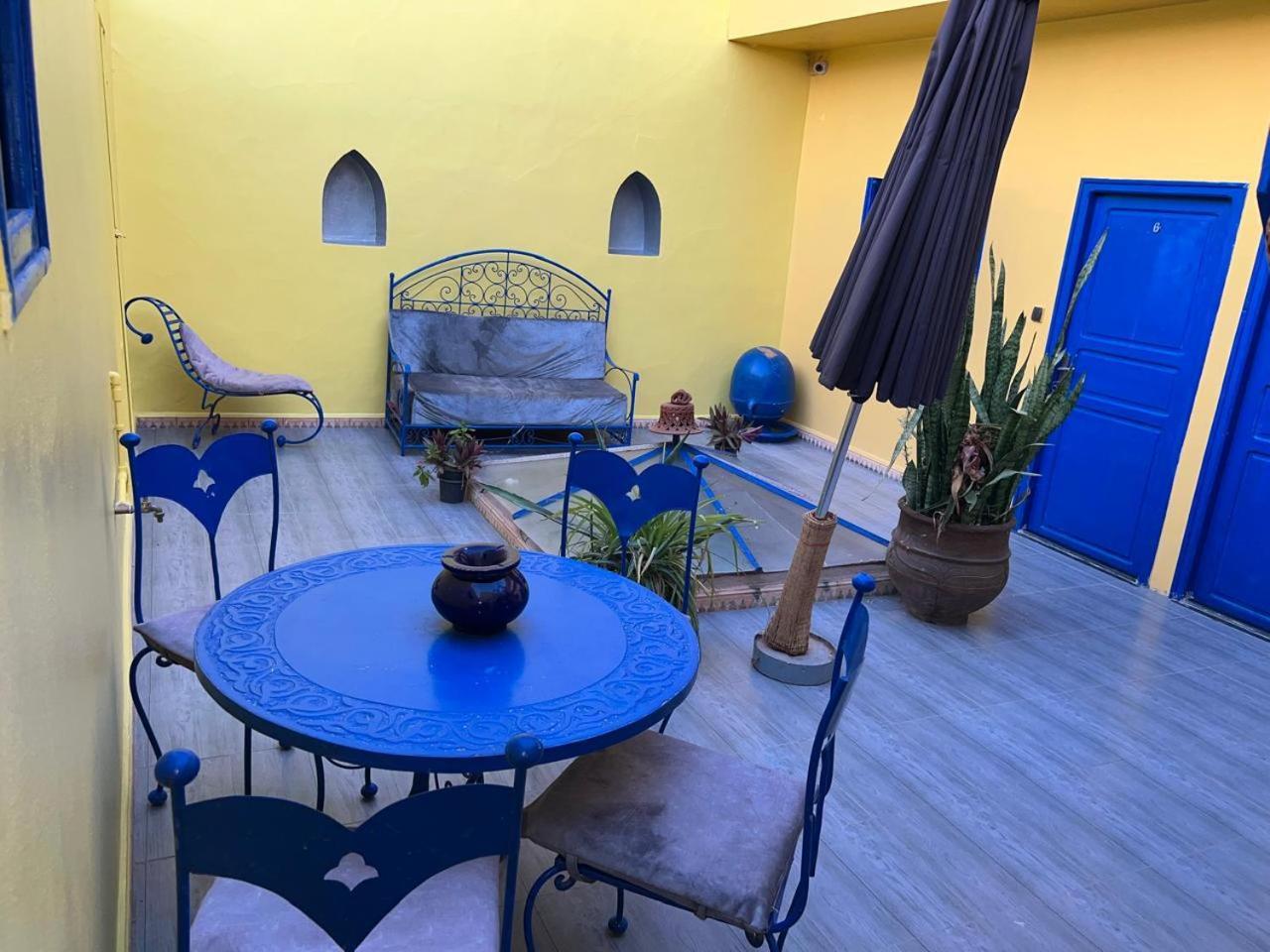 Riad Le Lieu Тизнит Экстерьер фото