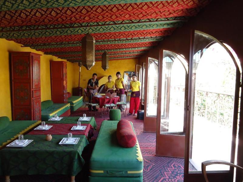 Riad Le Lieu Тизнит Экстерьер фото